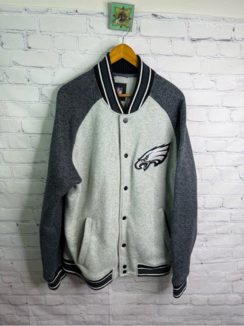NFL Philadelphia Eagle Grey Jacket XXL